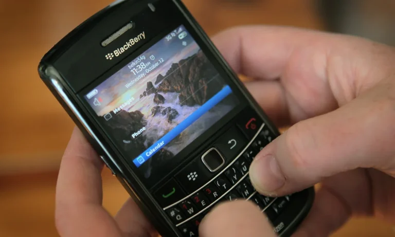 What Happened to BlackBerry Phones? 9 3000