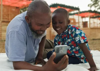 Namibia’s ICT Minister Donates 130 Smartphones During Epinga 4G Tower Launch