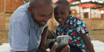 Namibia’s ICT Minister Donates 130 Smartphones During Epinga 4G Tower Launch