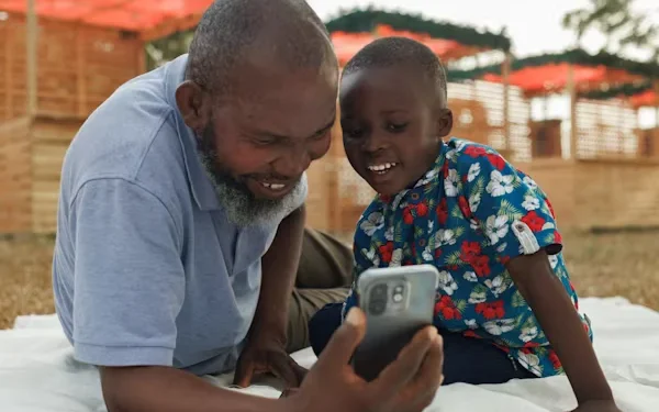 Namibia’s ICT Minister Donates 130 Smartphones During Epinga 4G Tower Launch