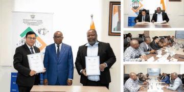 Techsoma Africa Dr. Kaushik Majumdar signed the MOU with the Minister, Mr. N’Guessan KOFFI, and Mr. N’Goran KOUAKOU Jean-Arnaud, Deputy Cabinet Director of the Ministry of Technical Education, Vocational Training and Apprenticeship.