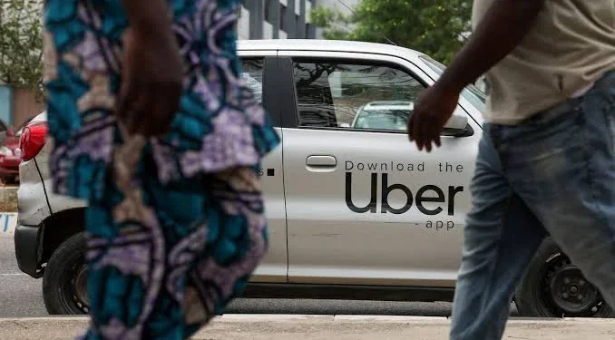 Uber Paid Some Nigerian Drivers ₦40,000. Others Got Nothing. 1 A ride-hailing driver in Lagos traffic, one of thousands affected by Uber's sudden departure from Nigeria